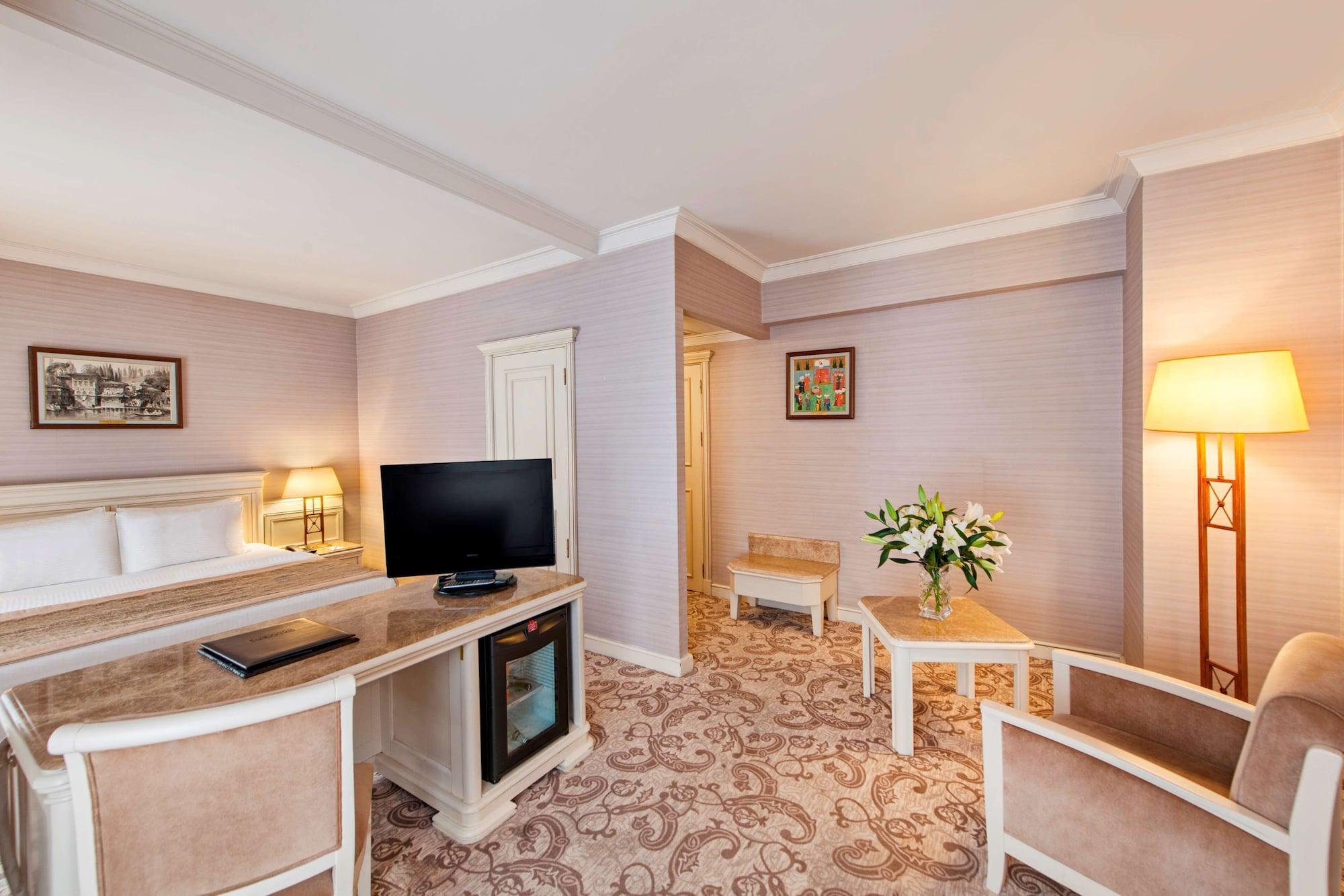 Отель Elite World Comfy Istanbul Taksim Экстерьер фото