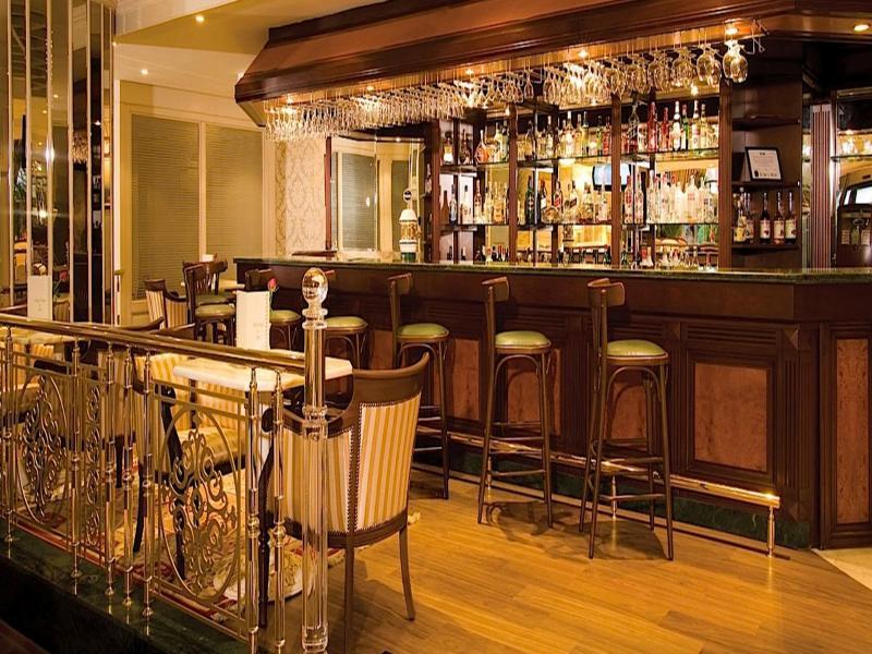 Отель Elite World Comfy Istanbul Taksim Экстерьер фото