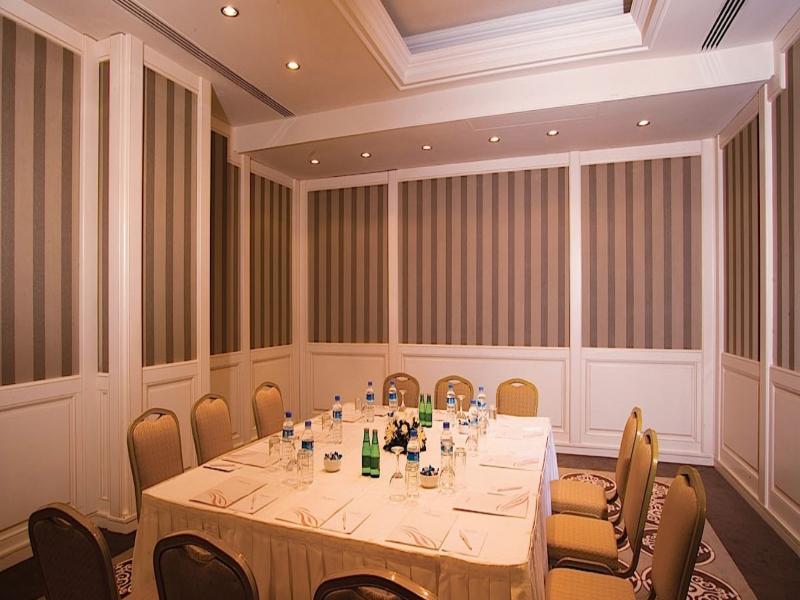 Отель Elite World Comfy Istanbul Taksim Экстерьер фото