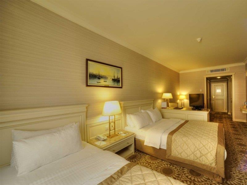 Отель Elite World Comfy Istanbul Taksim Экстерьер фото